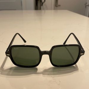 Ray Ban Rectangular Sunglasses